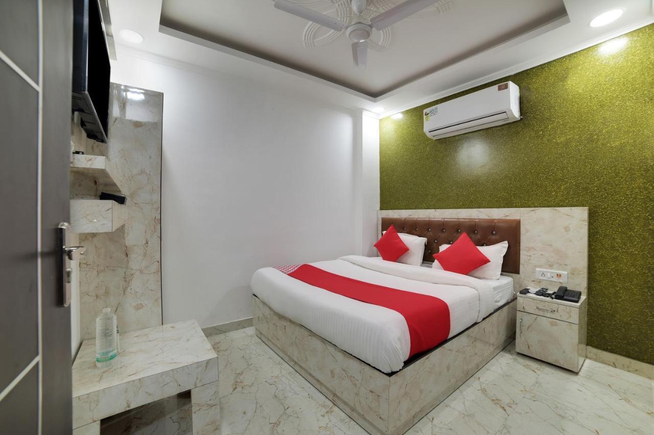 Hotel O Kanak Palace New Delhi Luaran gambar