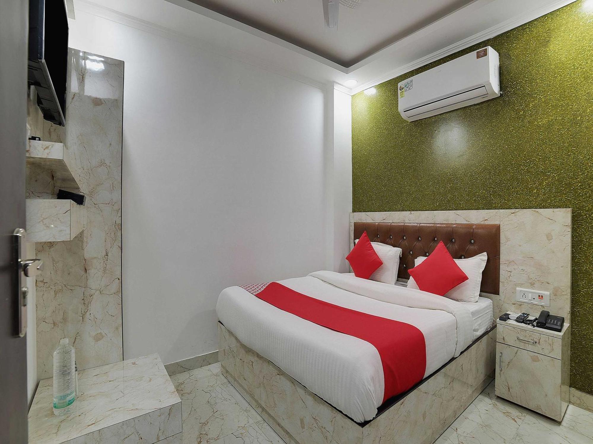Hotel O Kanak Palace New Delhi Luaran gambar