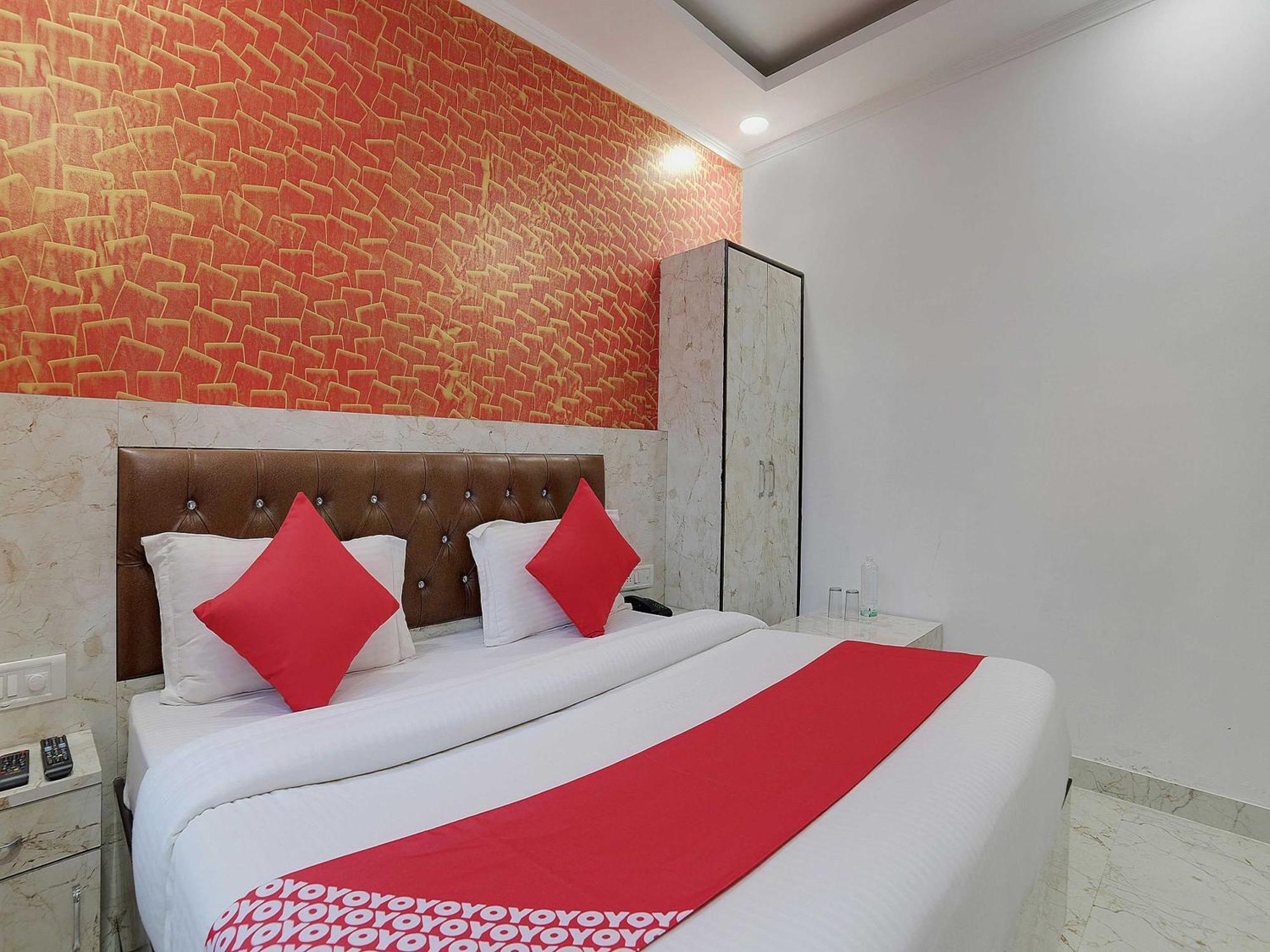 Hotel O Kanak Palace New Delhi Luaran gambar
