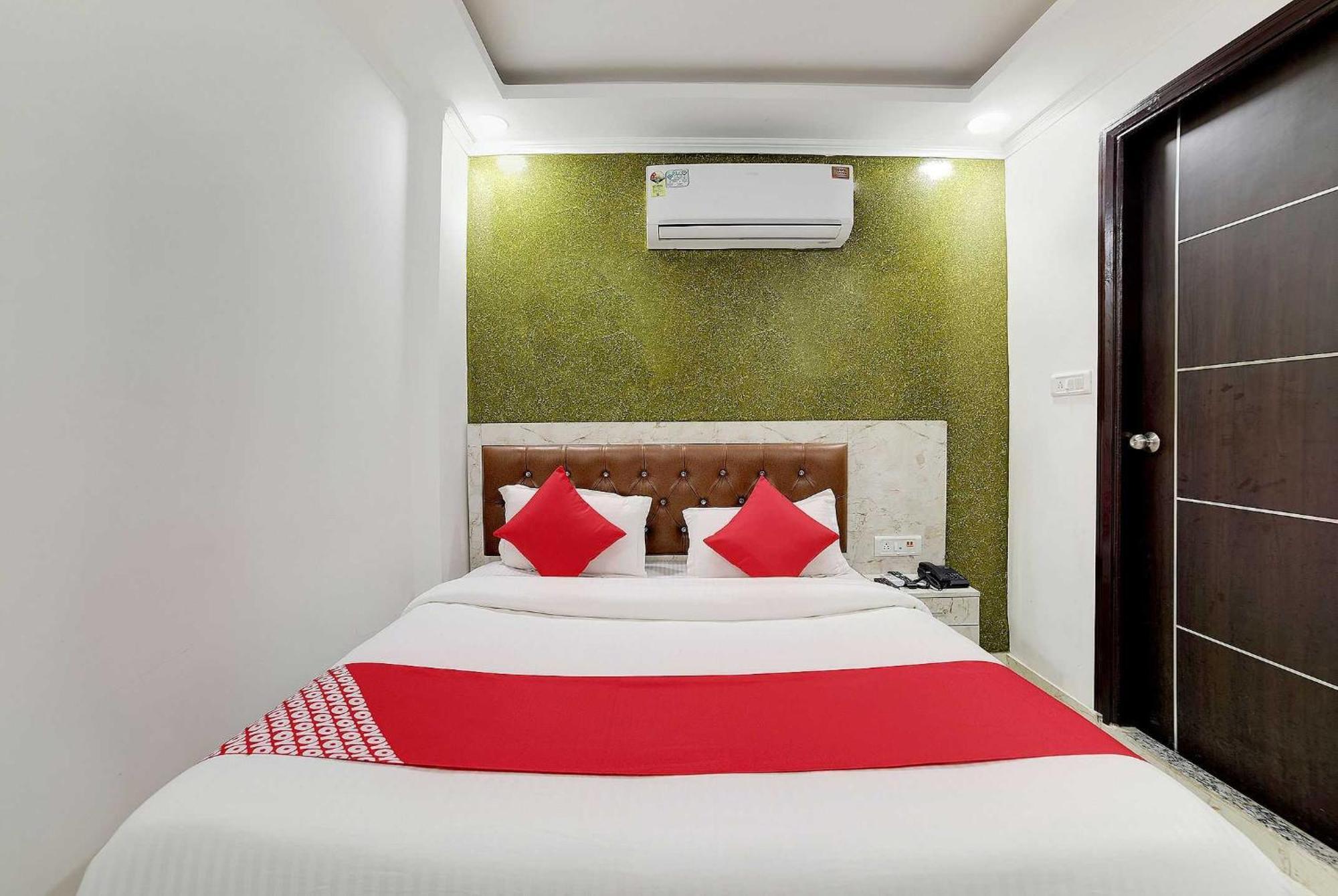 Hotel O Kanak Palace New Delhi Luaran gambar