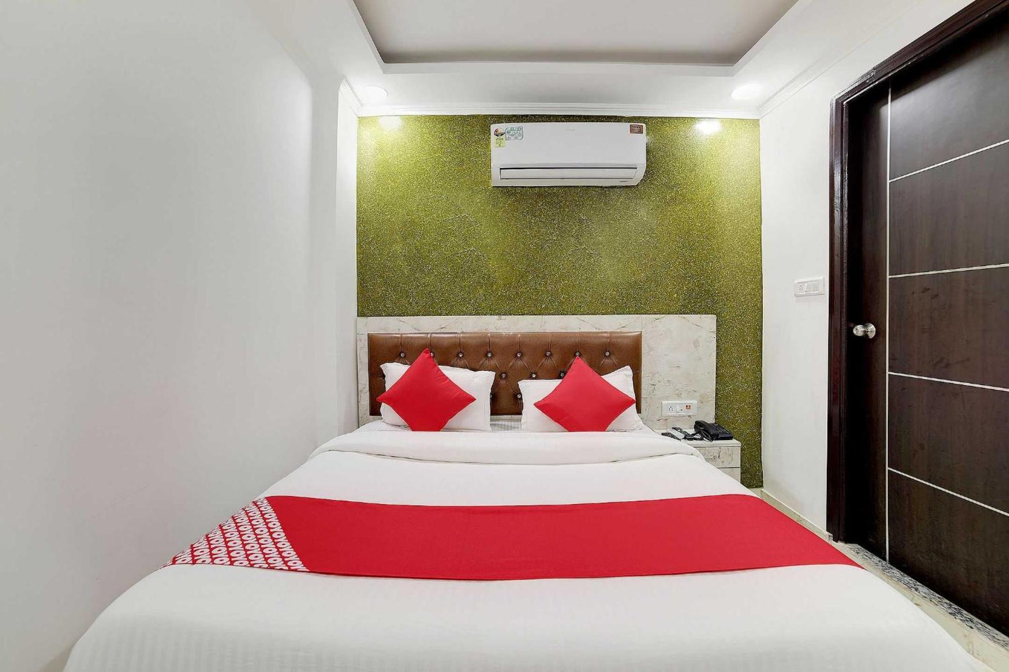 Hotel O Kanak Palace New Delhi Luaran gambar